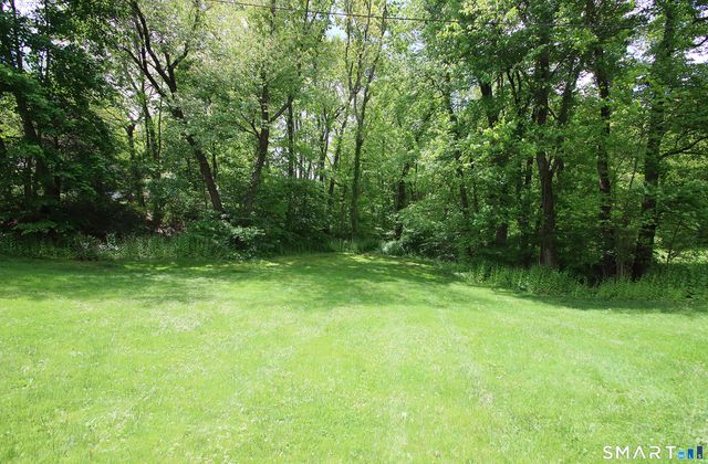 440 Dunbar Hill Road, Hamden, CT 06514