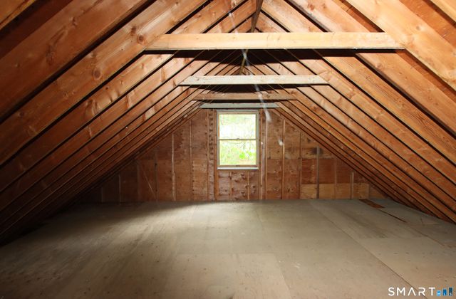 440 Dunbar Hill Road, Hamden, CT 06514