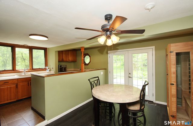 440 Dunbar Hill Road, Hamden, CT 06514