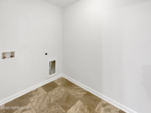 11566 CARSON LAKE Drive, Jacksonville, FL 32221