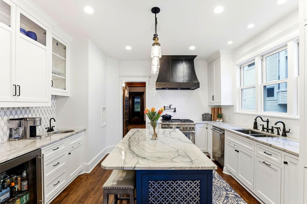 2700 Bryant Avenue S, Minneapolis, MN 55408 — photo 3