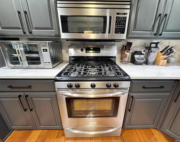 30 Robinhood Place, West Lafayette, IN 47906