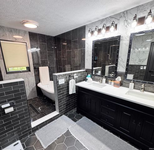 30 Robinhood Place, West Lafayette, IN 47906