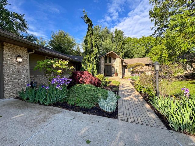 30 Robinhood Place, West Lafayette, IN 47906