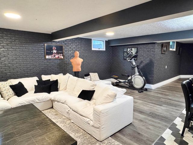 30 Robinhood Place, West Lafayette, IN 47906