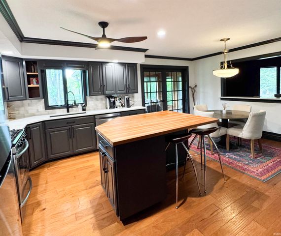 30 Robinhood Place, West Lafayette, IN 47906
