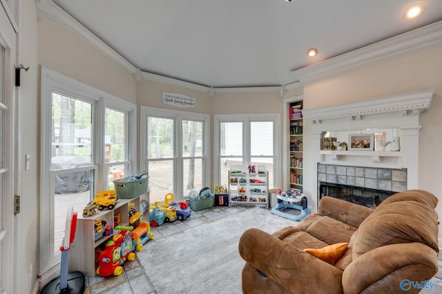 136 Forest Home Drive, Trinity, AL 35673