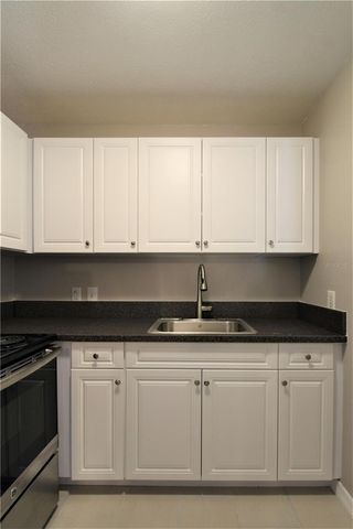 3001 BEE RIDGE ROAD 219, Sarasota, FL 34239