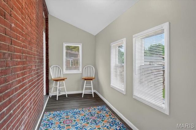 4629 Alaska Avenue, St Louis, MO 63111