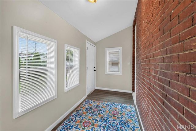 4629 Alaska Avenue, St Louis, MO 63111