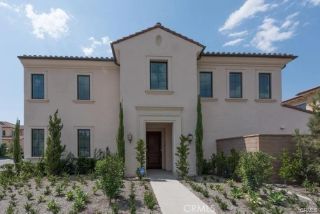 61 STETSON, Irvine, CA 92602