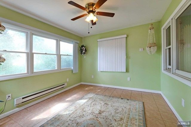 898 Columbus Drive, Teaneck, NJ 07666