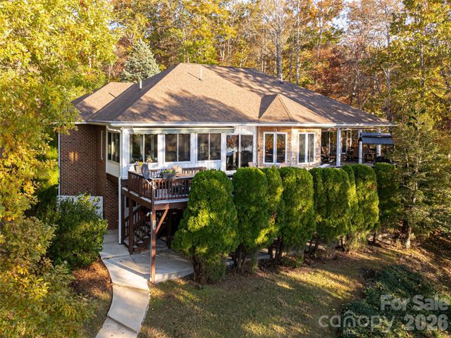 1341 Forest Lake Heights Drive, Nebo, NC 28761