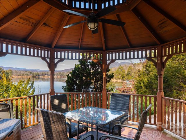 1341 Forest Lake Heights Drive, Nebo, NC 28761