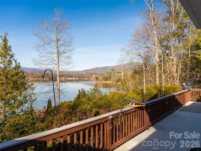 1341 Forest Lake Heights Drive, Nebo, NC 28761