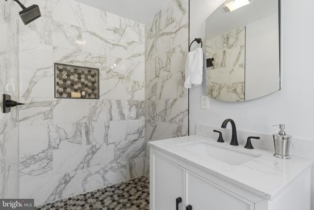 5020 ALTA VISTA RD, Bethesda, MD 20814