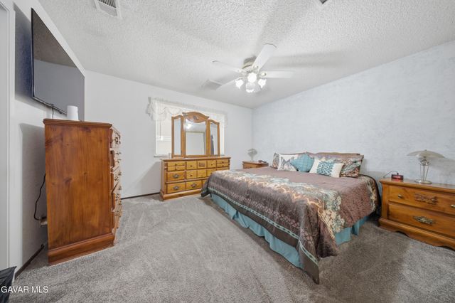 1721 W Avenue K9, Lancaster, CA 93534