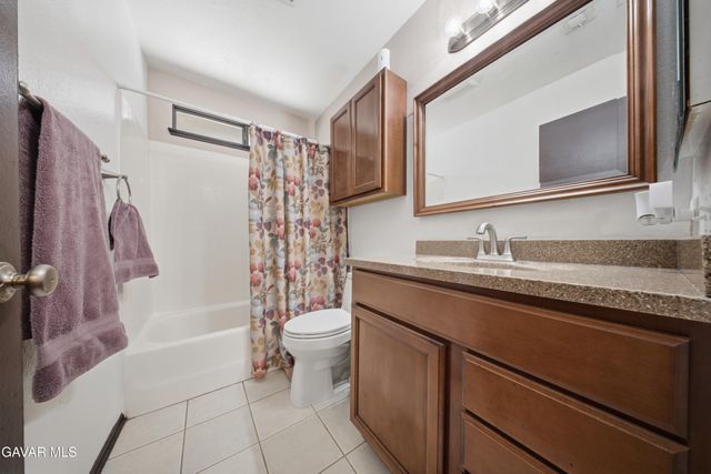 1721 W Avenue K9, Lancaster, CA 93534