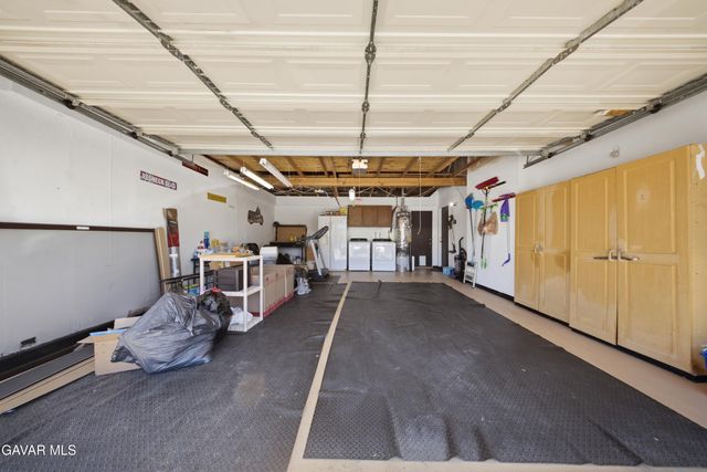 1721 W Avenue K9, Lancaster, CA 93534