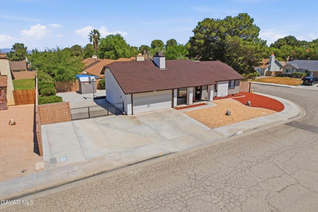 1721 W Avenue K9, Lancaster, CA 93534