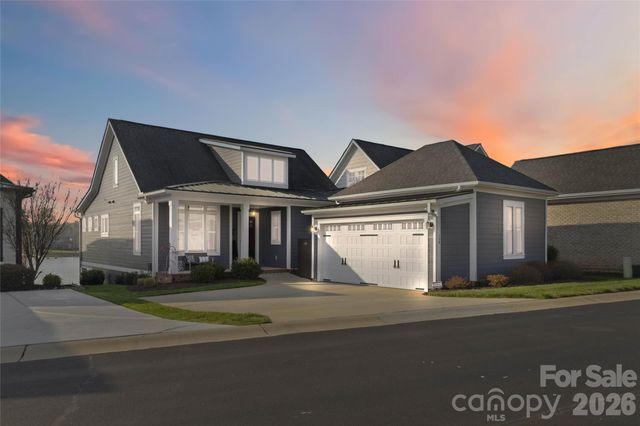 130 Sisters Cove Court, Mooresville, NC 28117