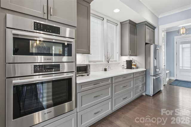 130 Sisters Cove Court, Mooresville, NC 28117