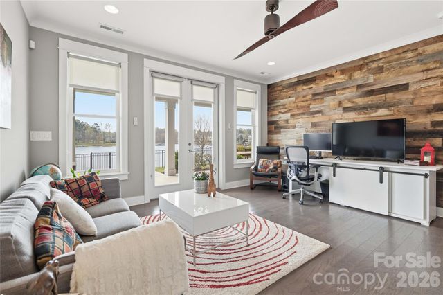130 Sisters Cove Court, Mooresville, NC 28117
