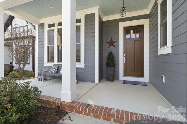 130 Sisters Cove Court, Mooresville, NC 28117