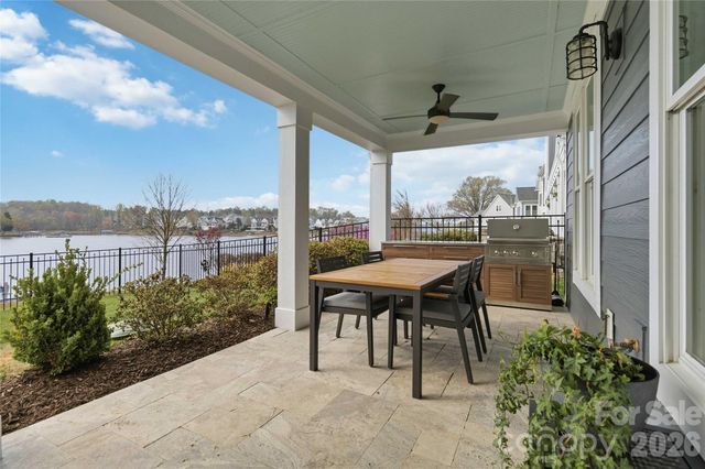 130 Sisters Cove Court, Mooresville, NC 28117