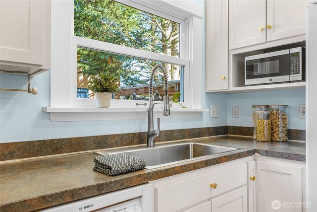 2815 S 8th Street, Tacoma, WA 98405