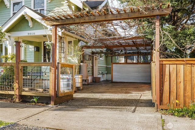 2815 S 8th Street, Tacoma, WA 98405