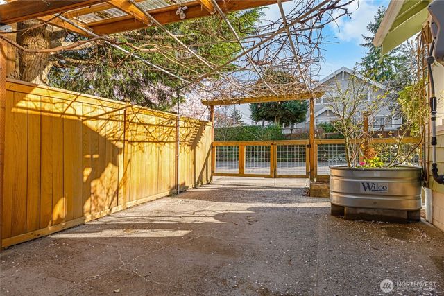 2815 S 8th Street, Tacoma, WA 98405