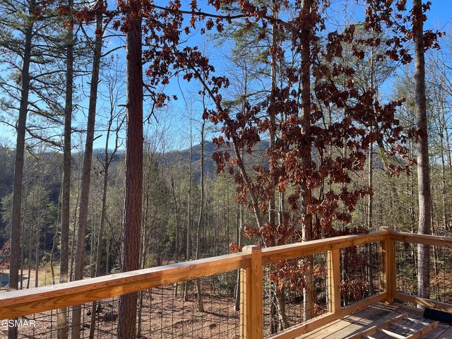 2672 Sulpher Springs Road, Sevierville, TN 37862