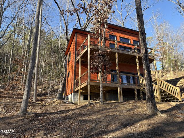 2672 Sulpher Springs Road, Sevierville, TN 37862