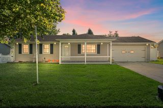 833 Apache Lane, Lowell, IN 46356