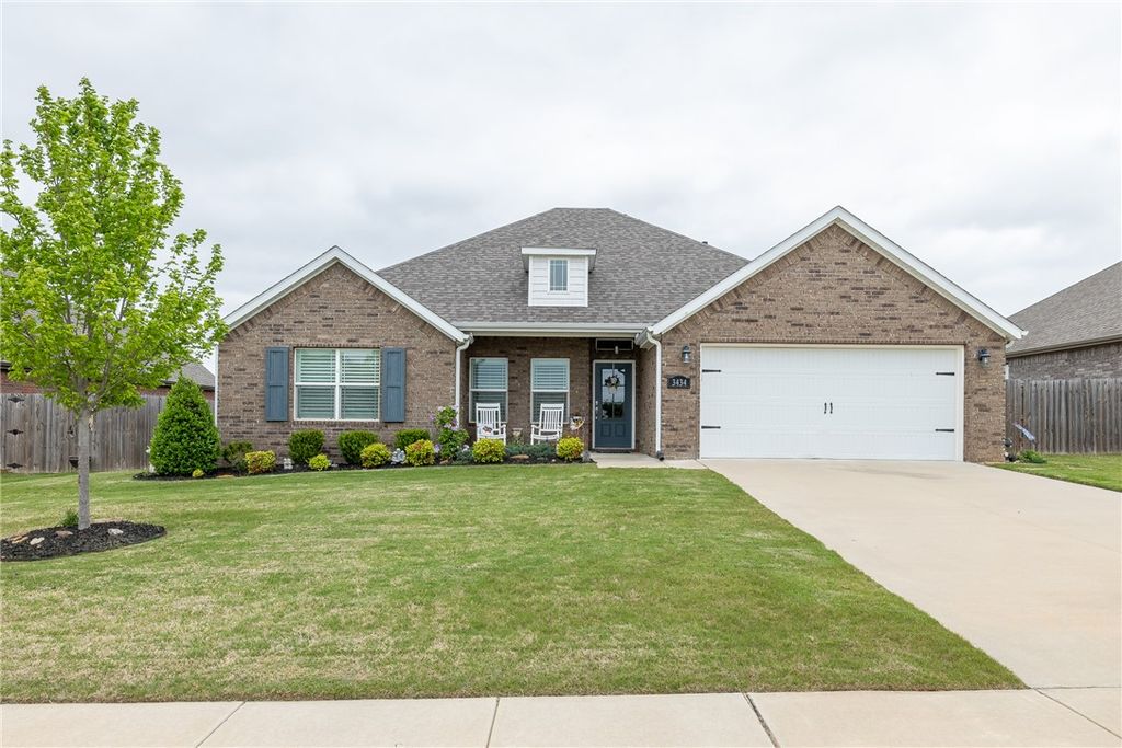 3434 Bowen Drive, Springdale, AR 72764