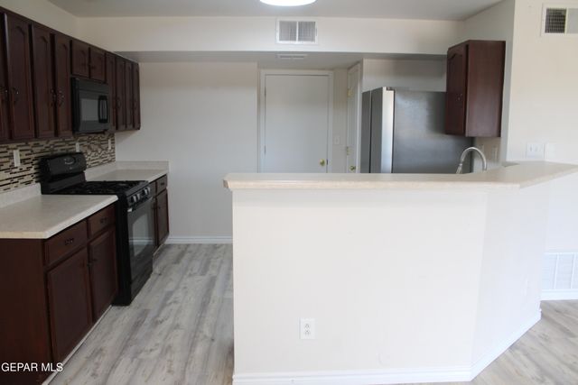 14313 ISLAND POINT Drive, El Paso, TX 79938