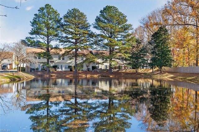 606 Station Square LN, Chesapeake, VA 23320