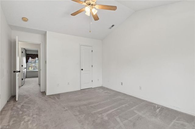 606 Station Square LN, Chesapeake, VA 23320