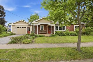 35 Schuyler Drive, Saratoga Springs, Inside, NY 12866