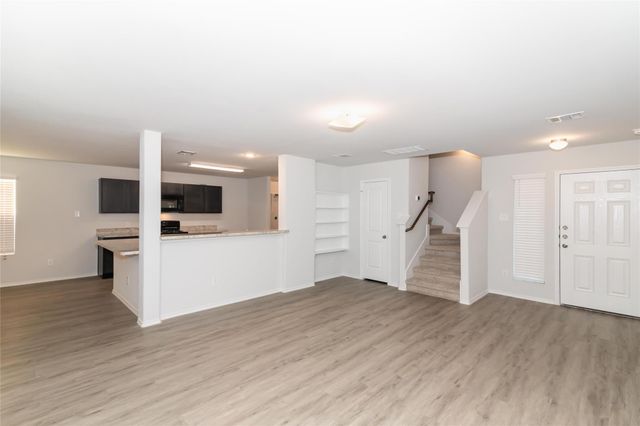 8622 Doris Oaks Circle, Houston, TX 77028