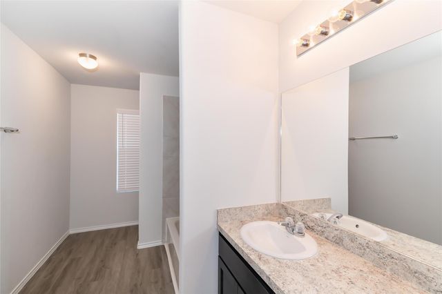 8622 Doris Oaks Circle, Houston, TX 77028