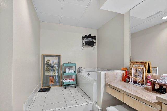 877 Island Ave 218, San Diego, CA 92101