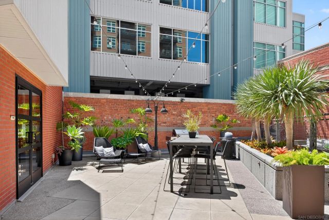 877 Island Ave 218, San Diego, CA 92101