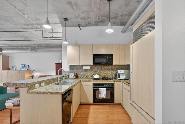 877 Island Ave 218, San Diego, CA 92101