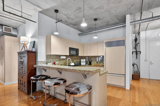 877 Island Ave 218, San Diego, CA 92101