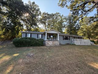 815 Brewer Street, Thayer, MO 65791