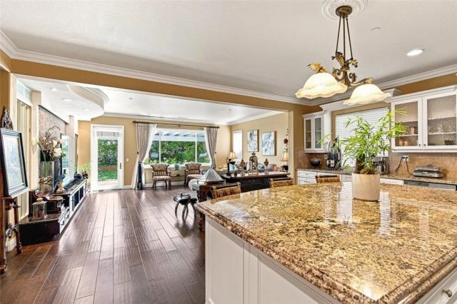 14 Poppyglen Court, Azusa, CA 91702