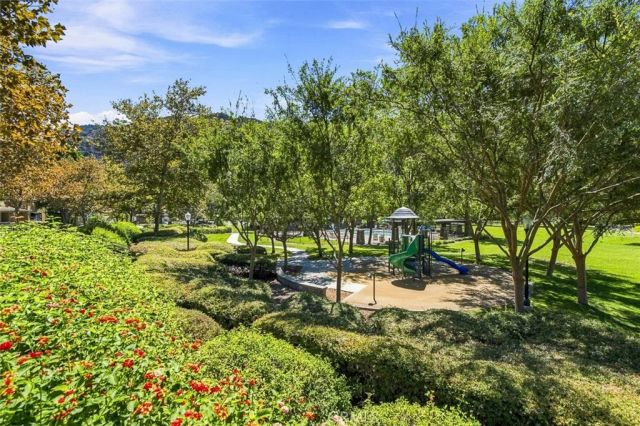 14 Poppyglen Court, Azusa, CA 91702
