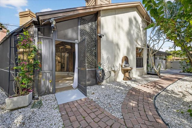 1907 BAYSHORE COURT, Safety Harbor, FL 34695